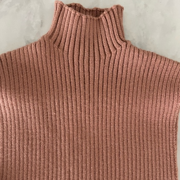 Zara HIGH NECK BASIC RIBBED KNIT CROP TOP - Picture 6 of 6
